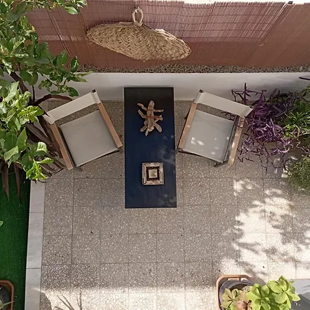 το διαμερισμα τησ μαιρησ Or Mary's Appartement *